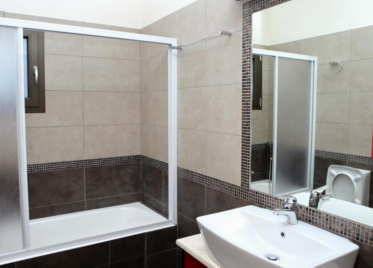 לואורדטה Provenzo And Meliti Villas מראה חיצוני תמונה