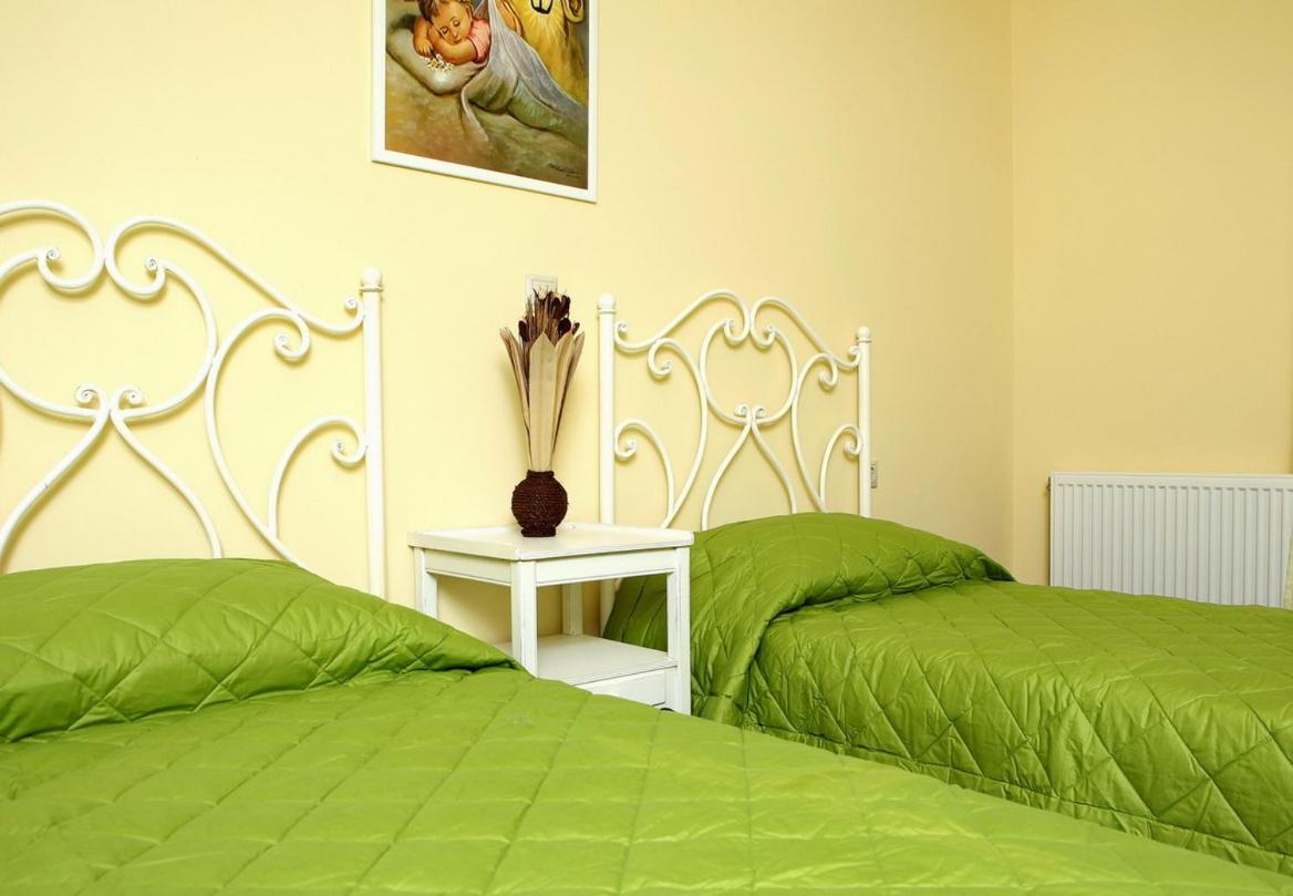 לואורדטה Provenzo And Meliti Villas מראה חיצוני תמונה