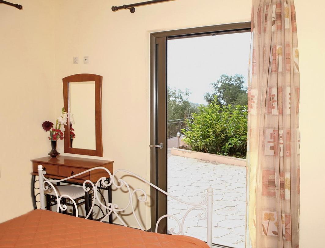 לואורדטה Provenzo And Meliti Villas מראה חיצוני תמונה